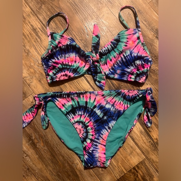 SOLD - Picture 1 of 3